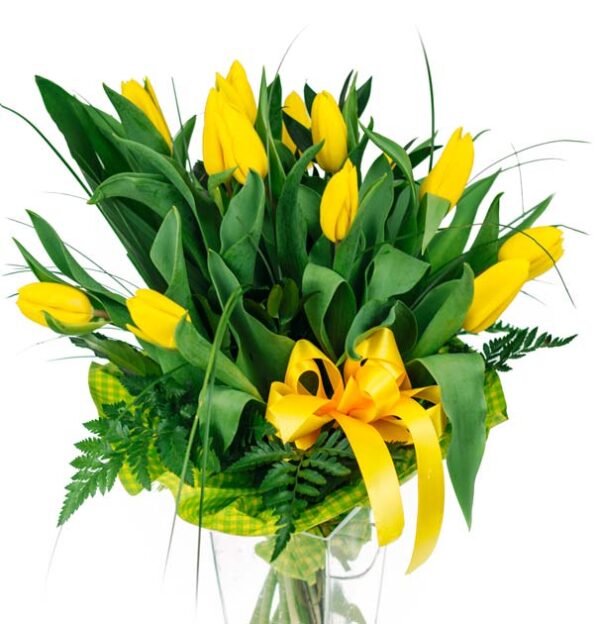 bukiet z 15 żółych tulipanów